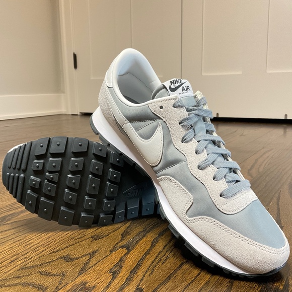 pegasus 83 grey fog